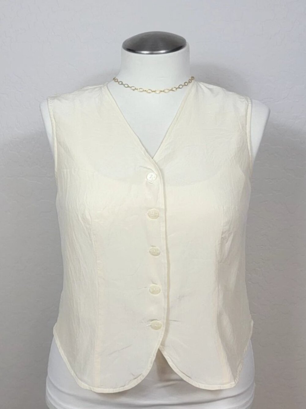 Vintage Womens Large 100% Silk Vest Top Waist Length Off White Y2K ~ Savannah